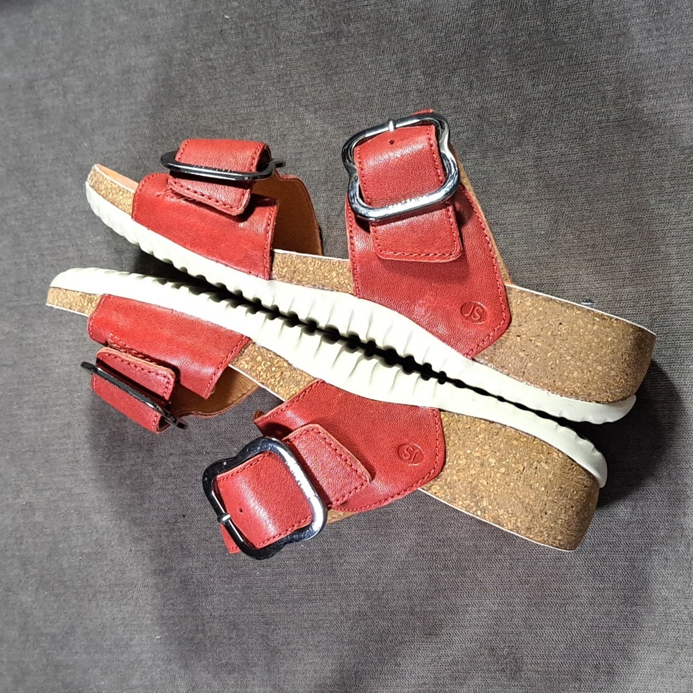 Josef Seibel Natalya 15 Red Dbl Leather Buckle Strap Sandals VG EU 37 US 6-6.5 - Picture 13 of 16